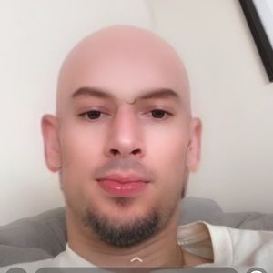 Meet your Posher, Kyle